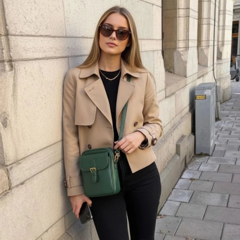 Sac_bandoulière_antivol_sac à compact main t svelora femme pose